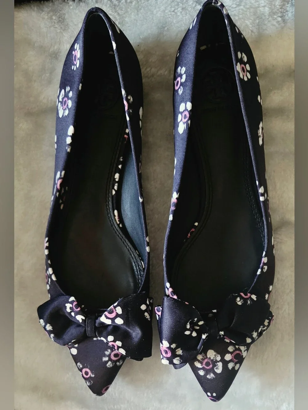 Tory Burch Navy Floral Bow Pointed Flats